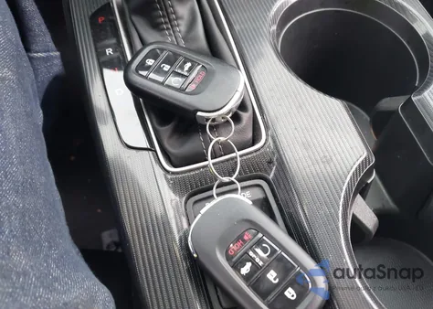 2025 Honda Civic Hybrid Sport/Sport Touring from USA, damaged, VIN 2HGFE4F80SH318264